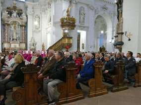 Abschlussvesper der Bischofskonferenz mit Spendung des Bonifatiussegens (© Karl-Franz Thiede)